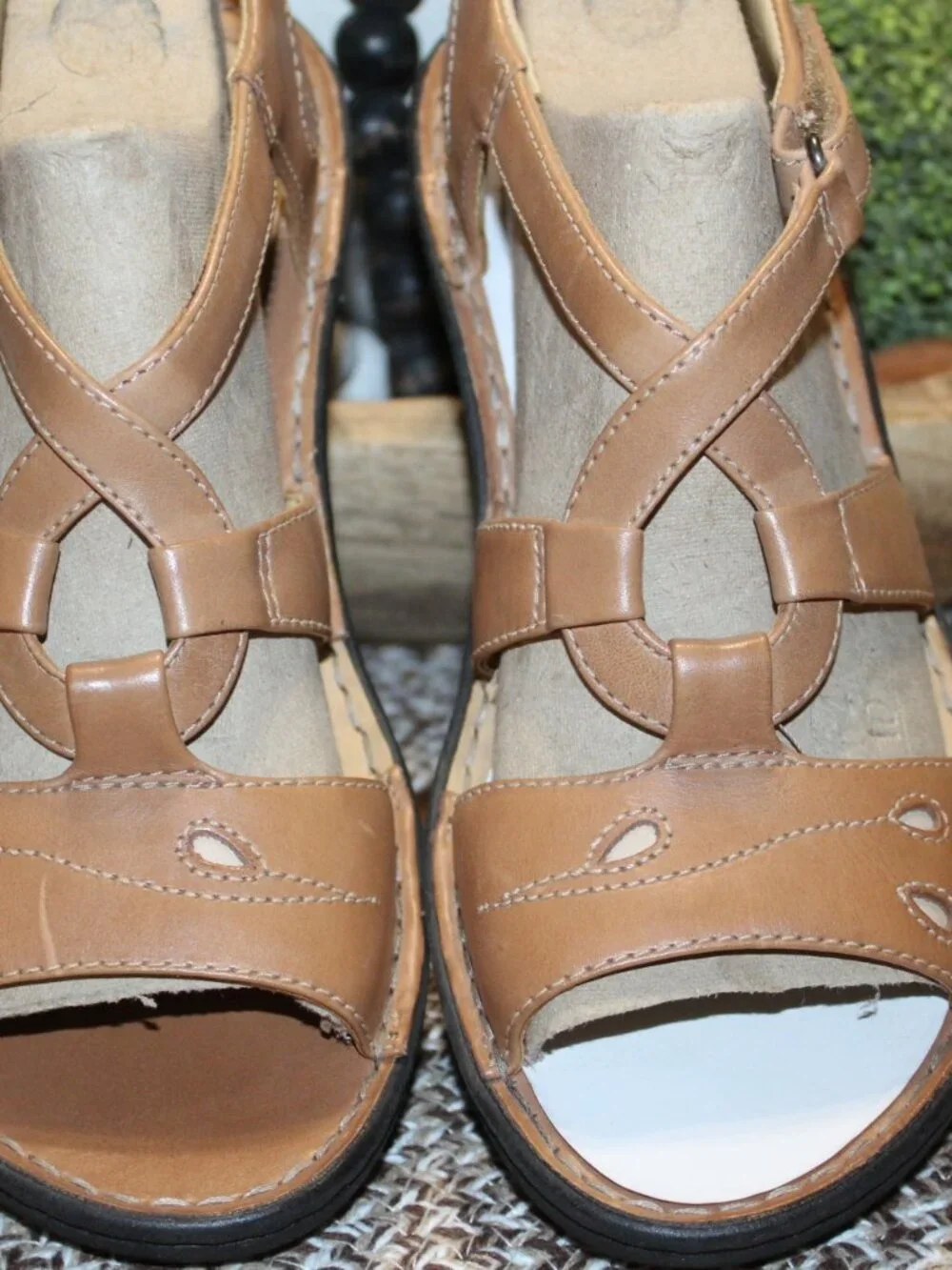 NWT Clark Un Stern wedge sandals size 9 WIDE STUNNING! - Picture 3 of 11